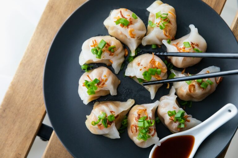 Read more about the article Veg Momos Recipe – A 4-Step Guide to Perfect Homemade Dumplings